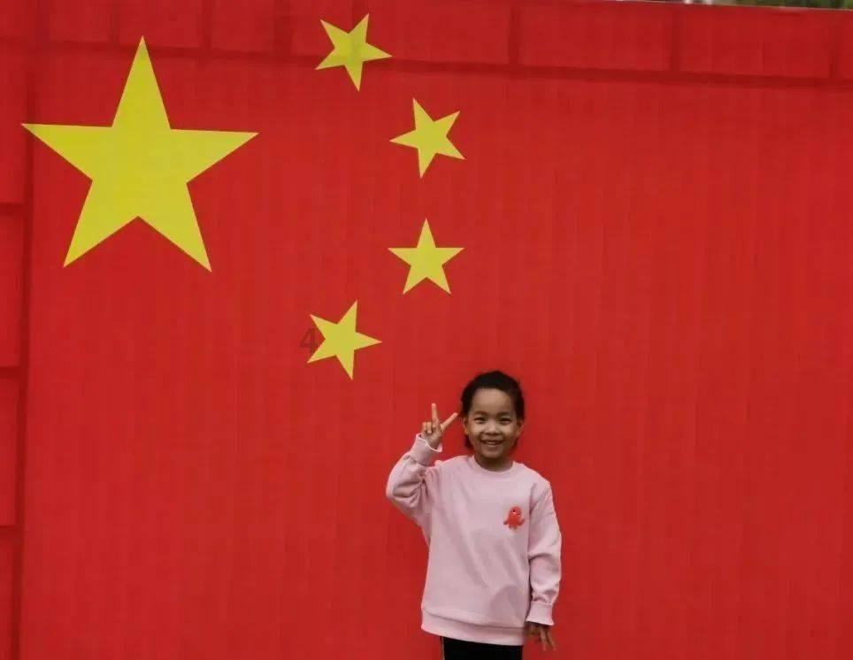 长得好看是不是容易被男生追？游戏画面